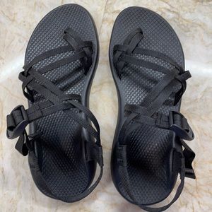 Chacos Zx2 style Black Sz 10